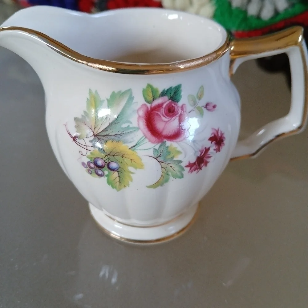 Vintage Sadler Creamer Flowers in Basket Ribbed, Gold Trim Grapes and Roses